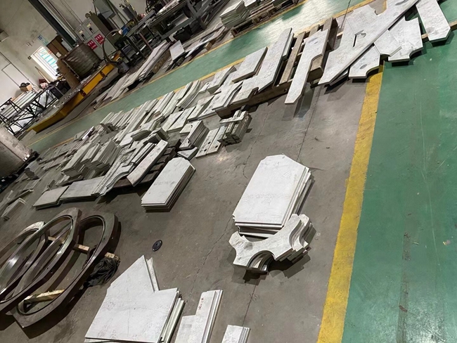Laser cutting