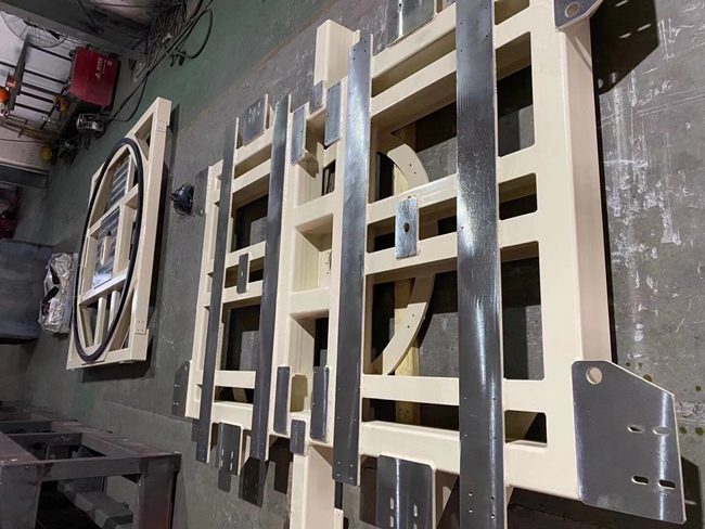 Laser cutting