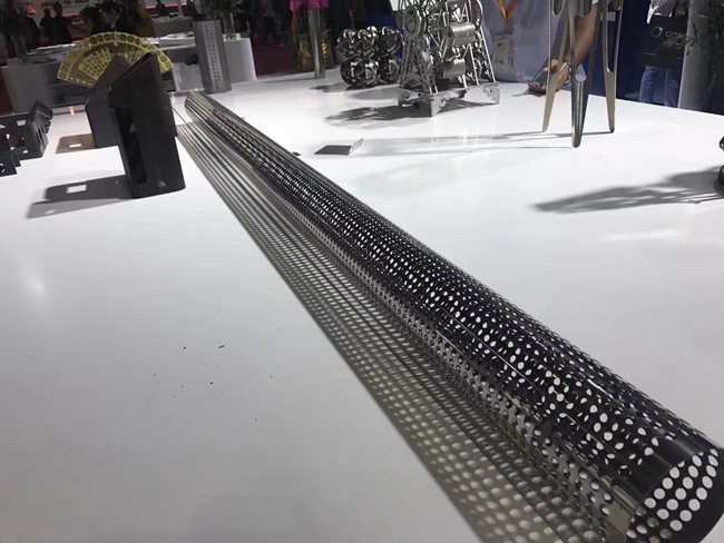 Laser cutting