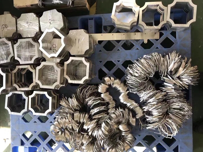 Laser cutting