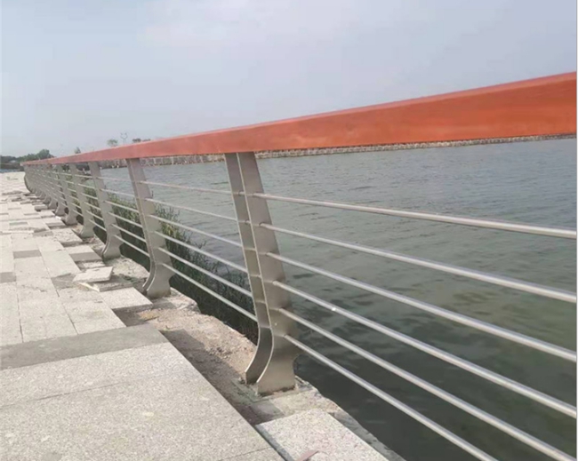 Protective fence