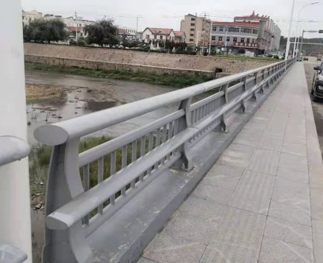 Protective fence